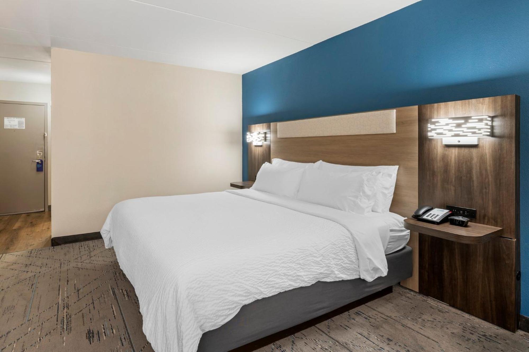 Holiday Inn Express Greencastle, An Ihg Hotel Buitenkant foto